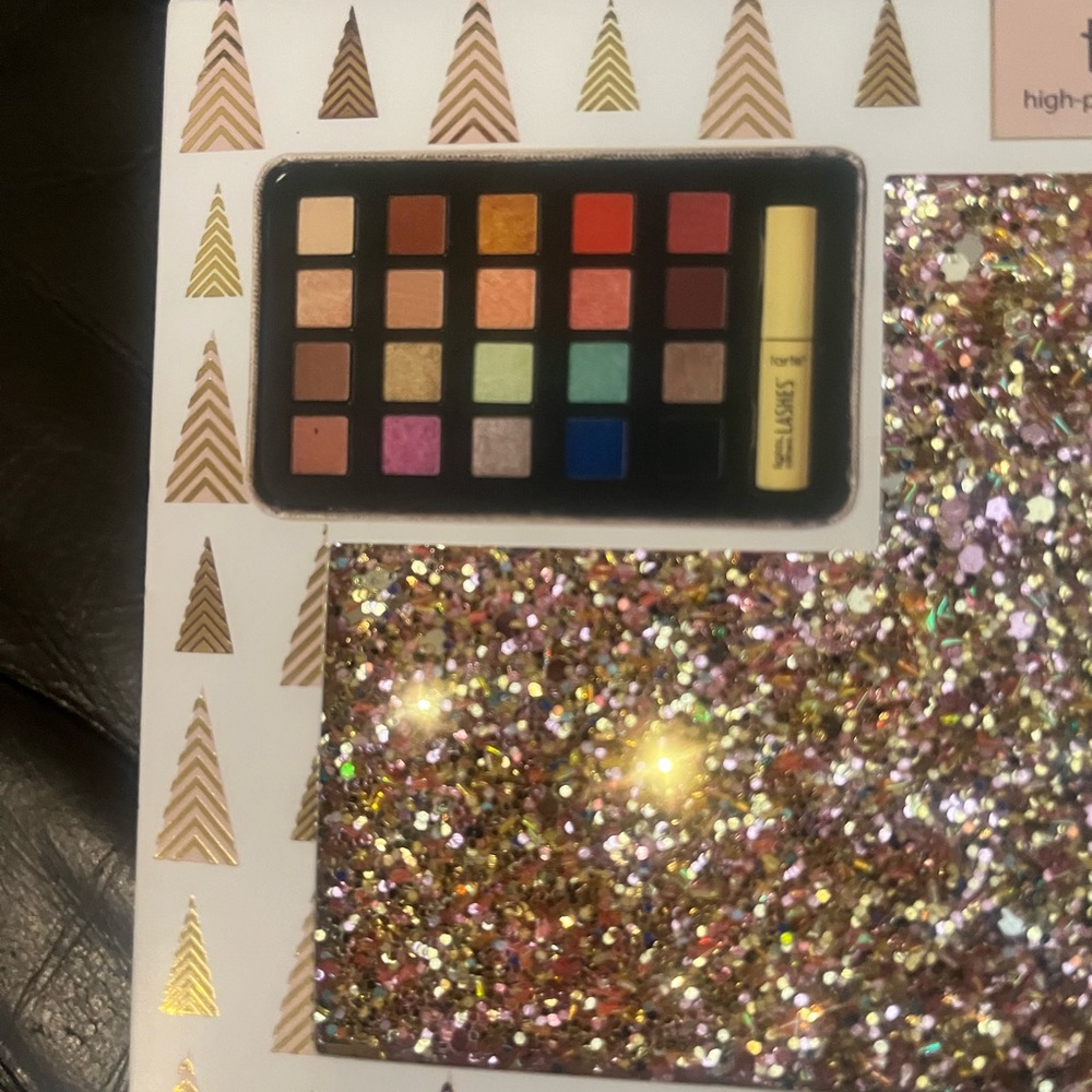 Tarte Sweet Eye Candy Eyeshadow Palette  with mascara 20 eyeshadows New in box - Picture 2 of 5